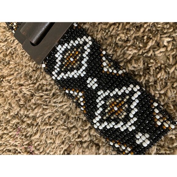 Express Beaded Mosiac Diamond Print Belt Womens Sz M Wooden Buckle Boho Western - Picture 4 of 8